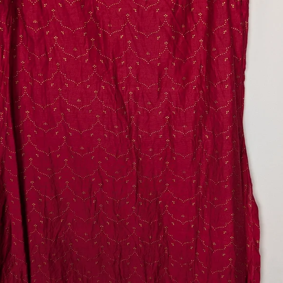 Red Sleeveless Dress - Picture 4 of 12